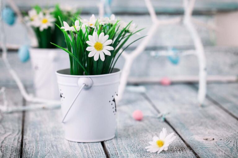 24 Cute Spring Decoration Ideas & Must-Haves for Your Home 