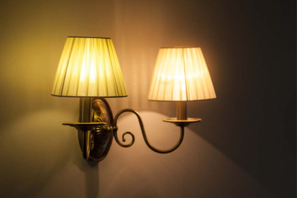 wall sconce with two lamps