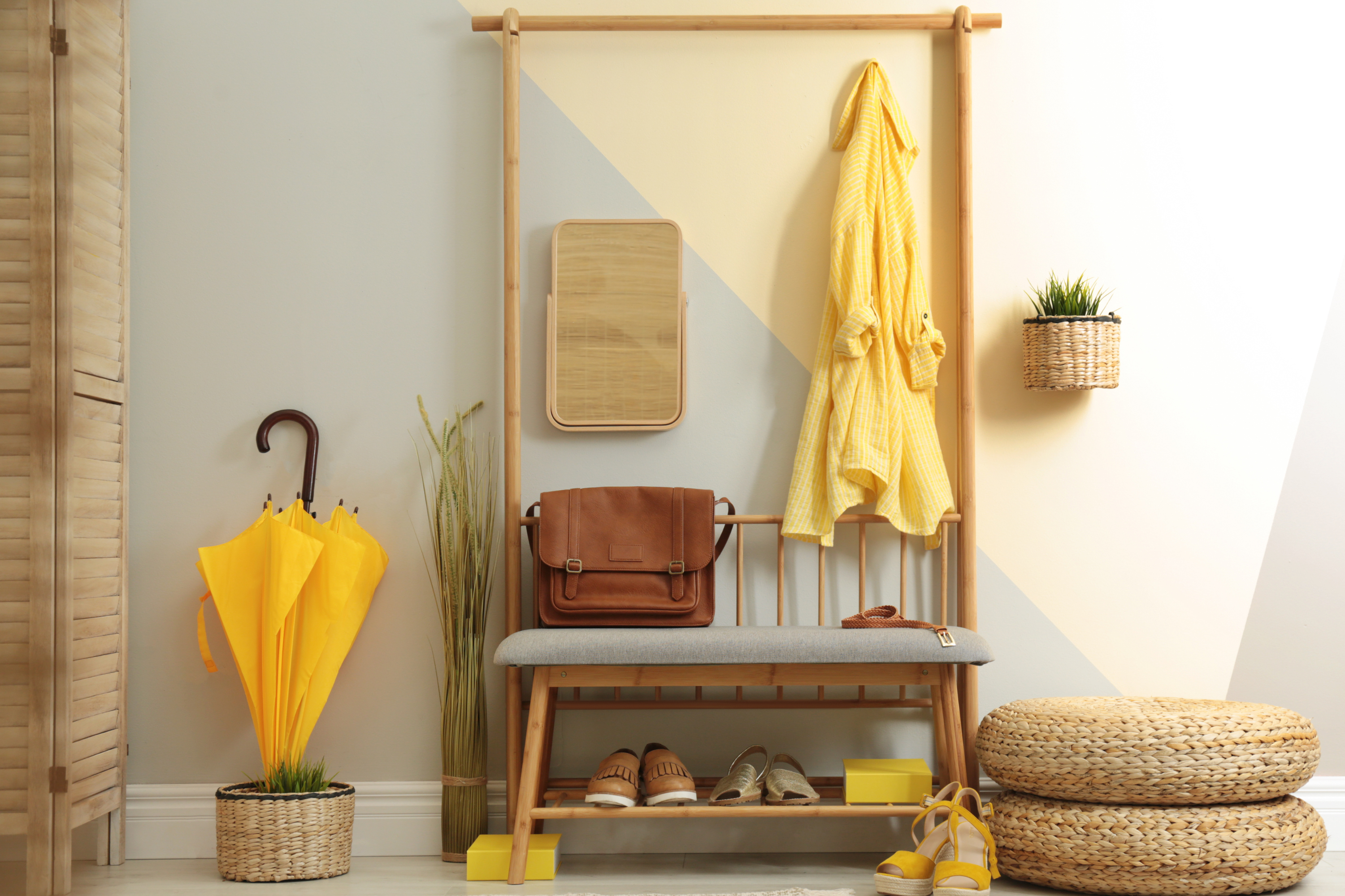 Entryway with a bench shoe storage